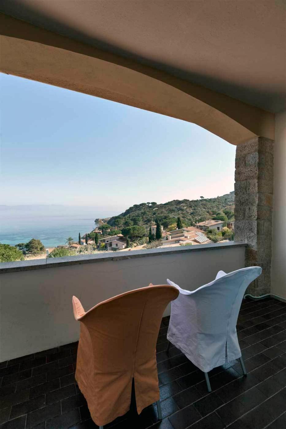 Hotel Arenella Giglio Porto Exterior foto