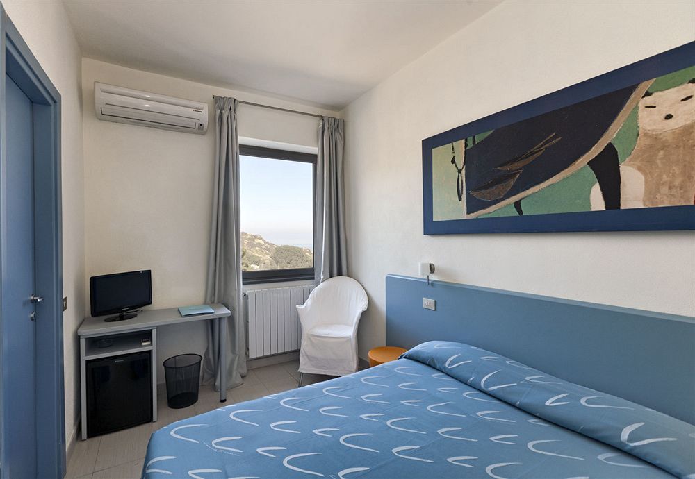 Hotel Arenella Giglio Porto Exterior foto